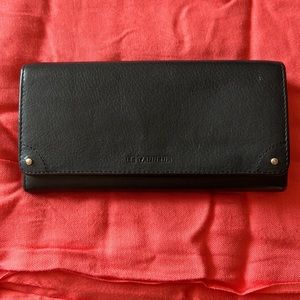 Le Tanneur Black Leather Wallet from France